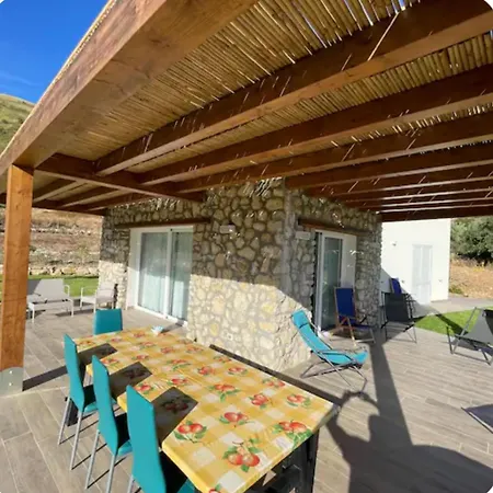Villa Manu